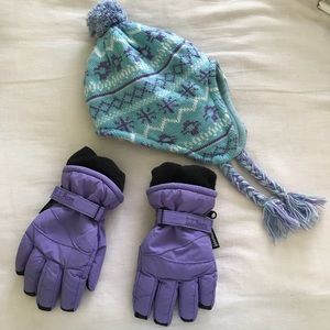 L.L. Bean Girls Gloves and Beanie Set